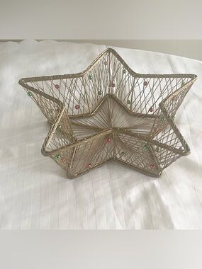 Gold Star Wire Holiday Bowl with Red & Green Accents. New. 2 pcs